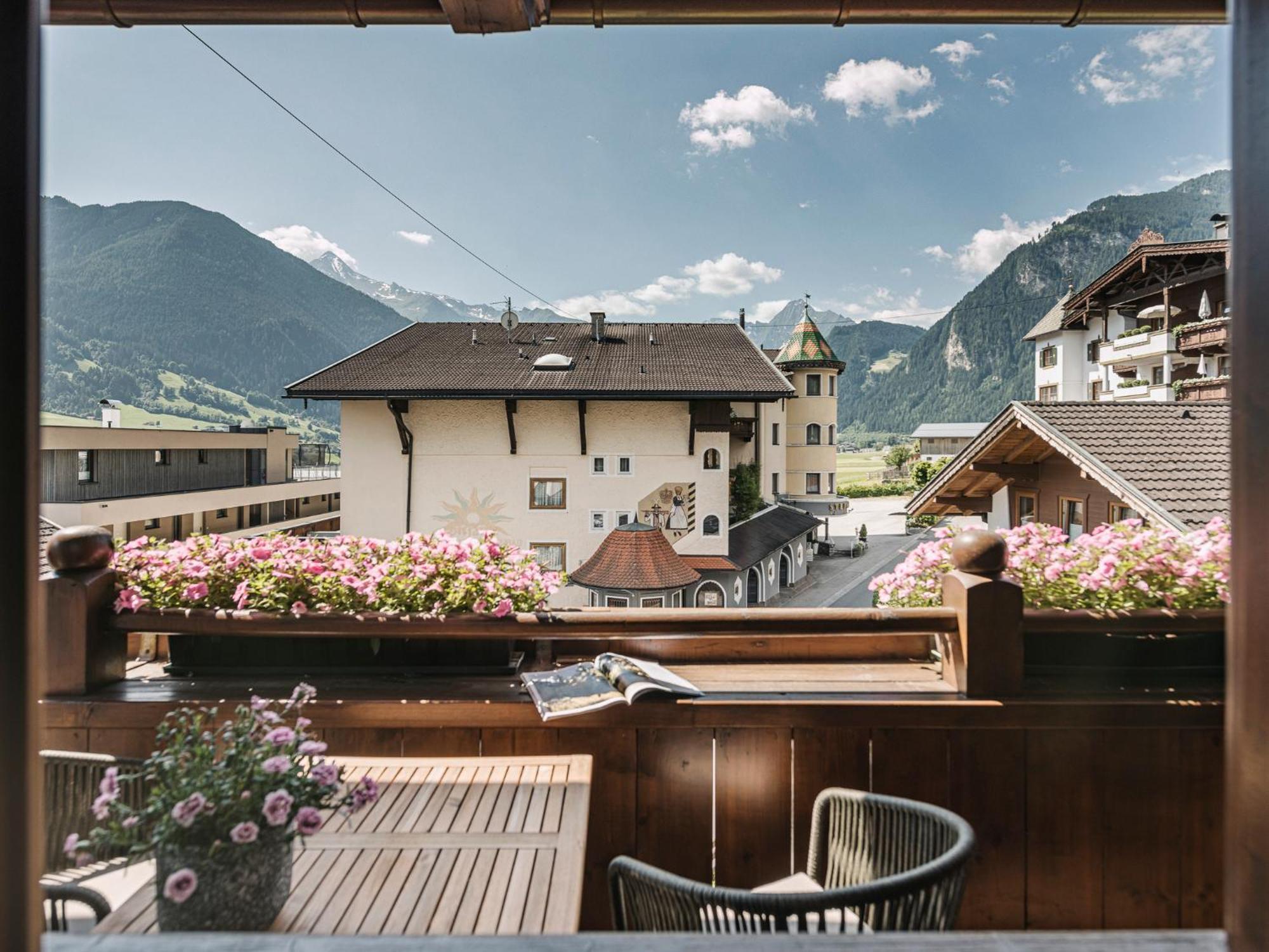 Sieghard - Das kleine Hotel mit der grossen Küche Hippach Exterior foto